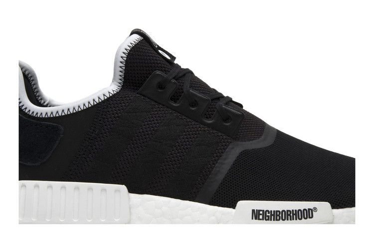 Кроссовки adidas Invincible x Neighborhood x NMD_R1 'Tiger'