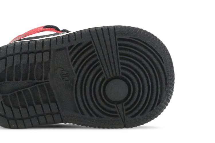 Кроссовки Air Jordan 1 Mid TD 'Chicago Black Toe'