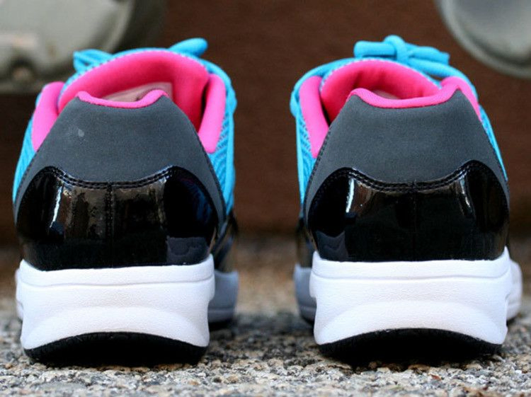 Кроссовки Air Jordan CMFT VIZ Air 11 'South Beach'