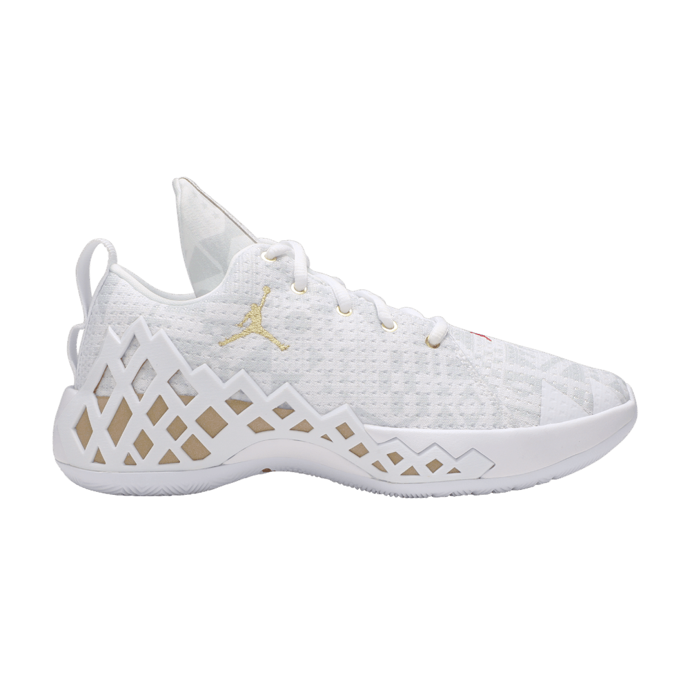 jordan-jumpman-diamond-low-pf-metallic-gold-ci1209-107