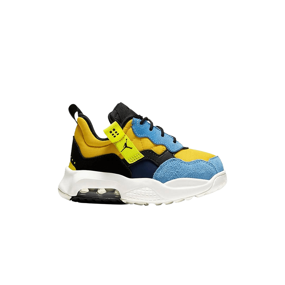 jordan-ma2-td-university-gold-cw6596-700