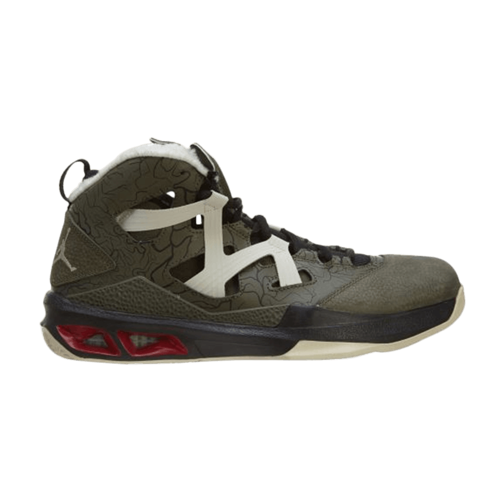 jordan-melo-m9-551879-343