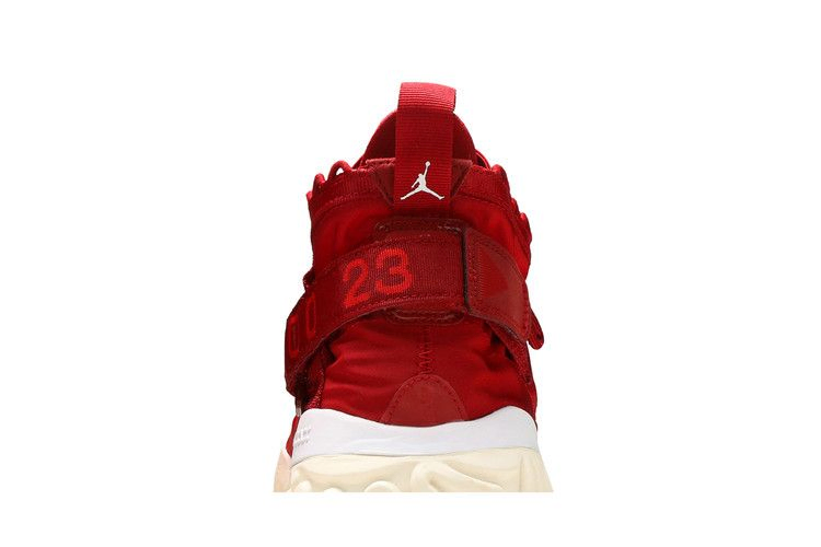 Кроссовки Air Jordan Proto React 'University Red'