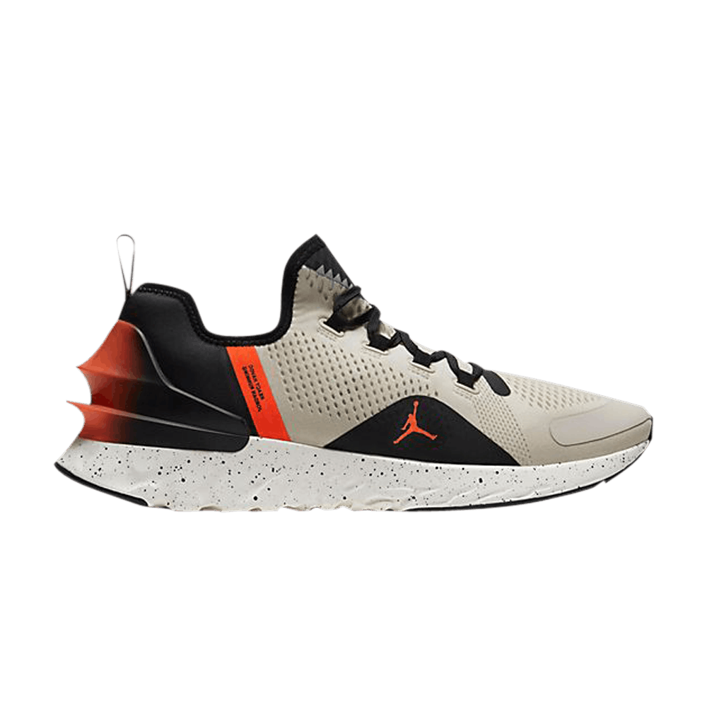 jordan-react-havoc-light-bone-coral-ar8815-008