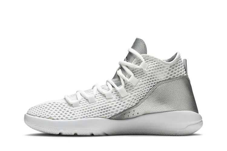 Кроссовки Air Jordan Reveal 'Metallic Silver'