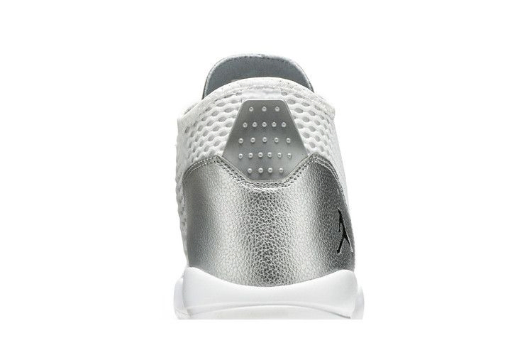 Кроссовки Air Jordan Reveal 'Metallic Silver'