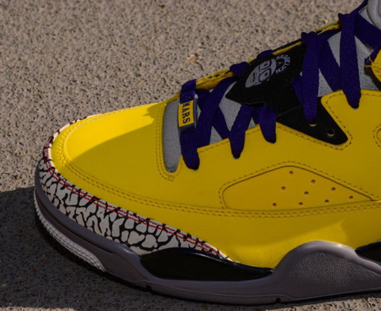 Кроссовки Air Jordan Son of Mars Low 'Tour Yellow'