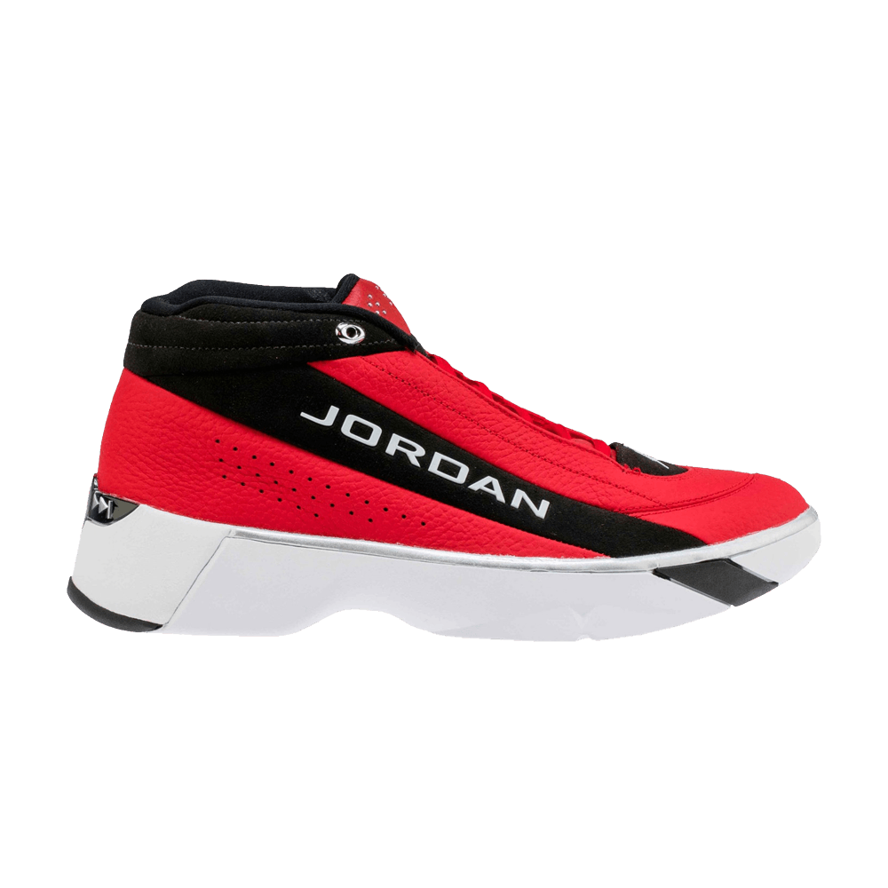 jordan-team-showcase-gym-red-black-cd4150-600