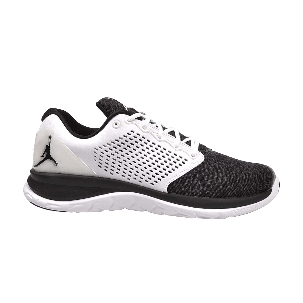 jordan-trainer-st-820253-110