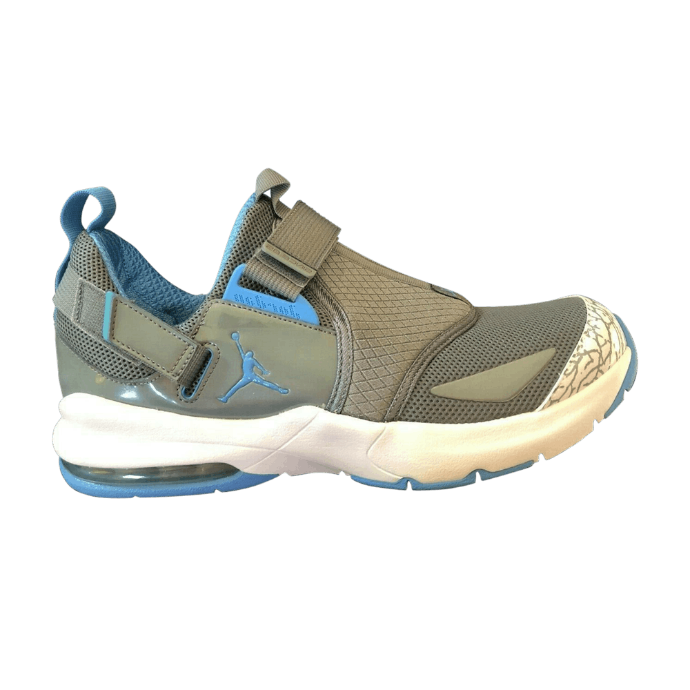 jordan-trunner-lx-11-grey-university-blue-467892-008