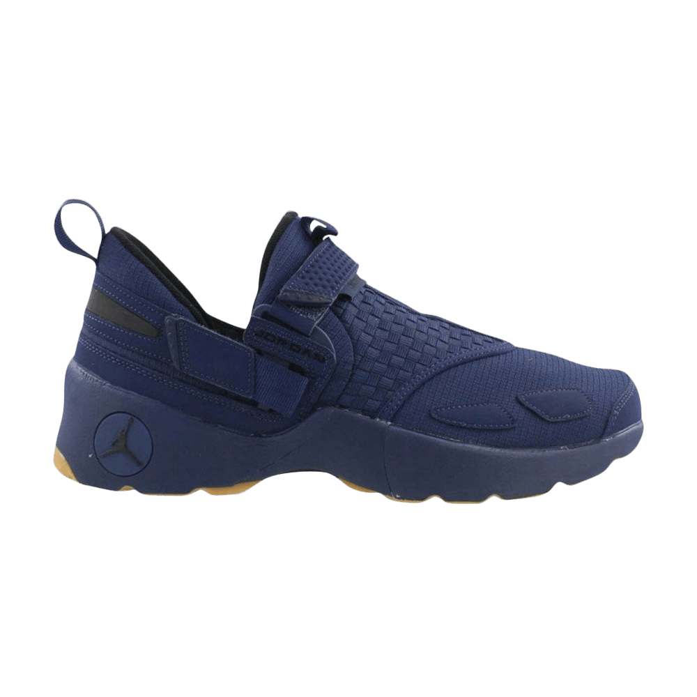 jordan-trunner-lx-897992-401