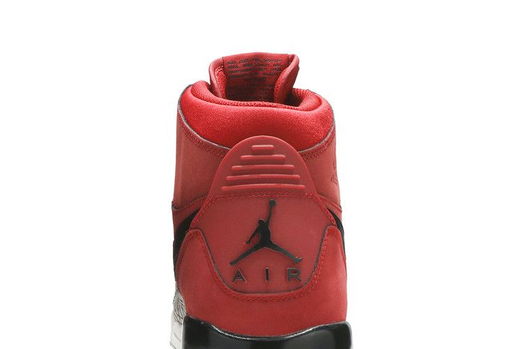 Кроссовки Air Jordan Legacy 312 GS 'Toro'