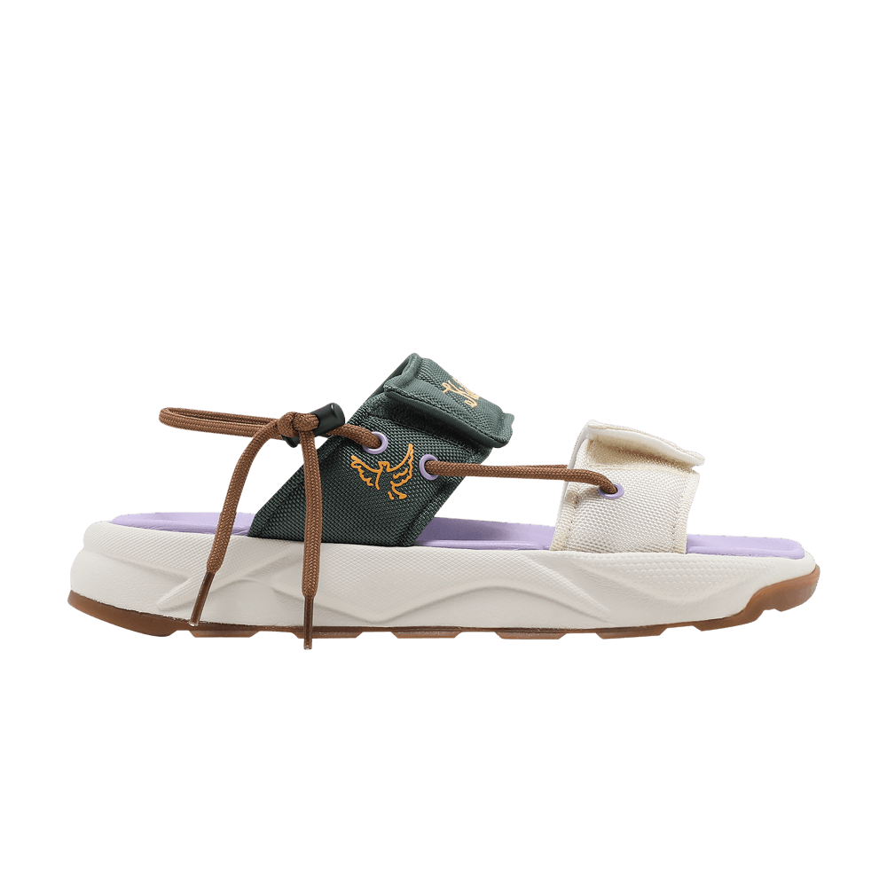 kidsuper-studios-x-rs-sandal-navajo-pineneedle-380556-01