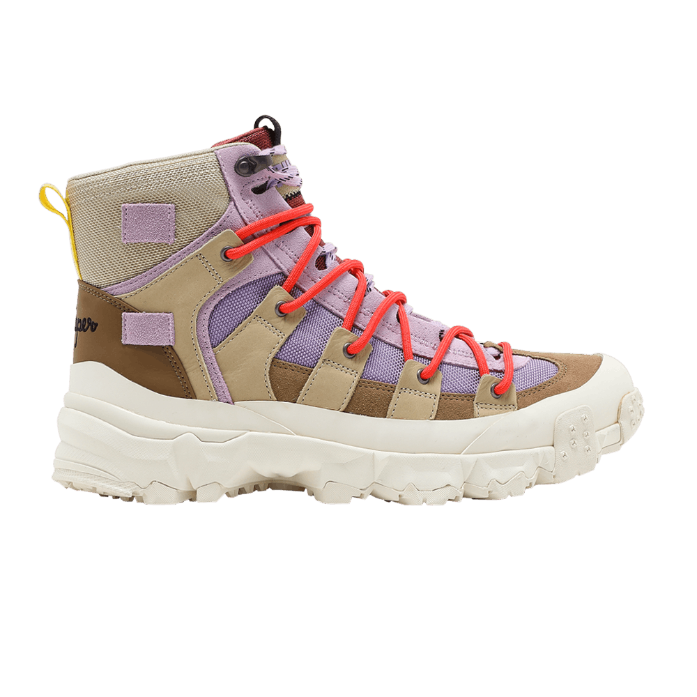 kidsuper-studios-x-trailfox-boots-lupine-paloma-375191-01