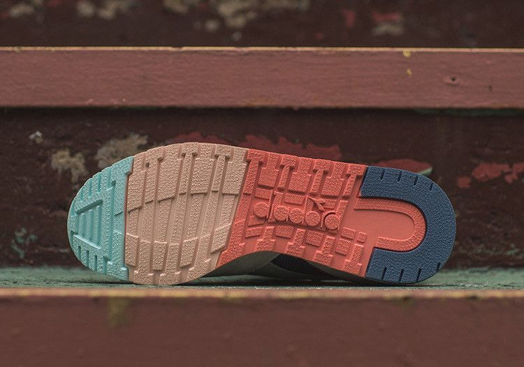 Кроссовки Diadora Kith x Intrepid 'From Seoul to Rio'