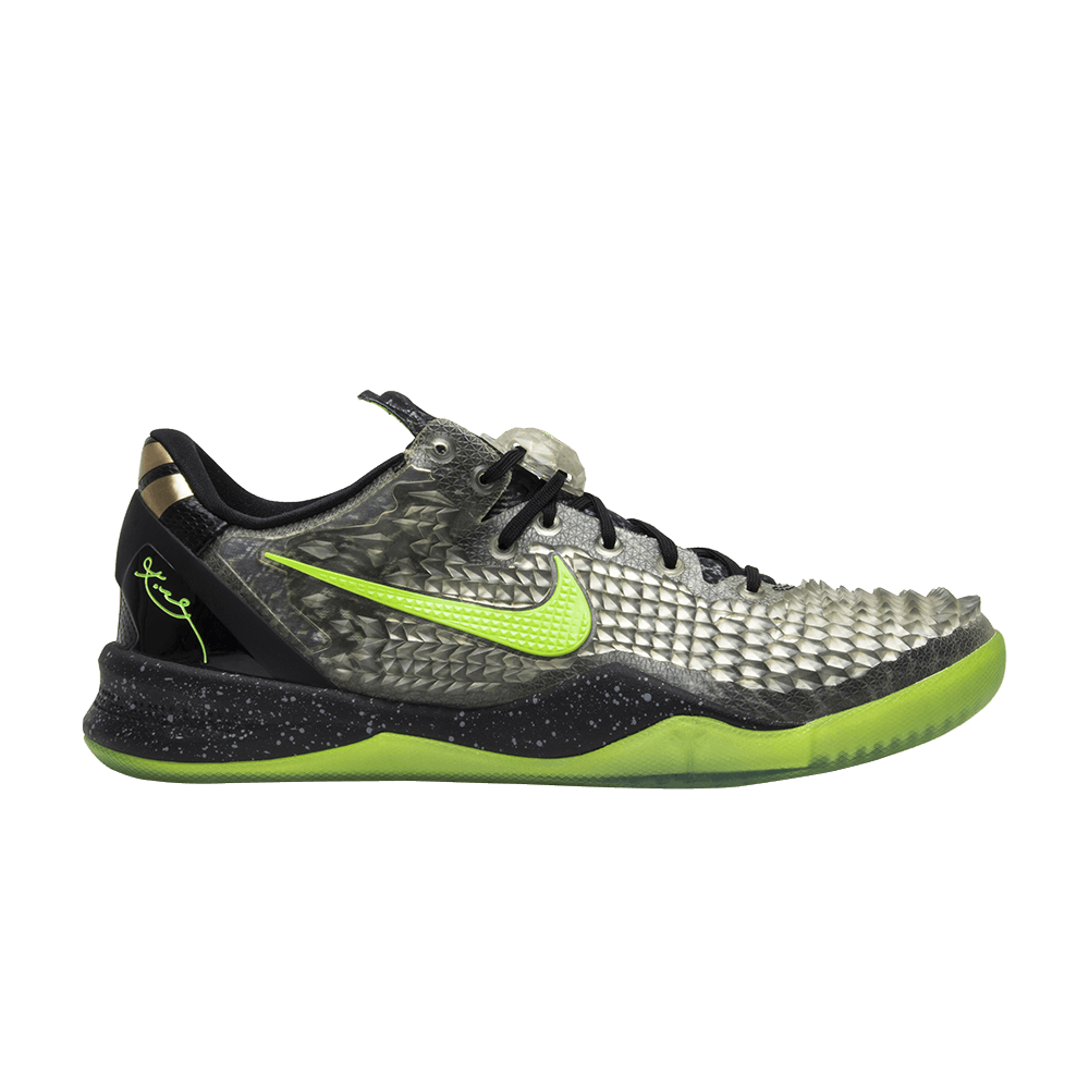 kobe-8-system-ss-christmas-639522-001