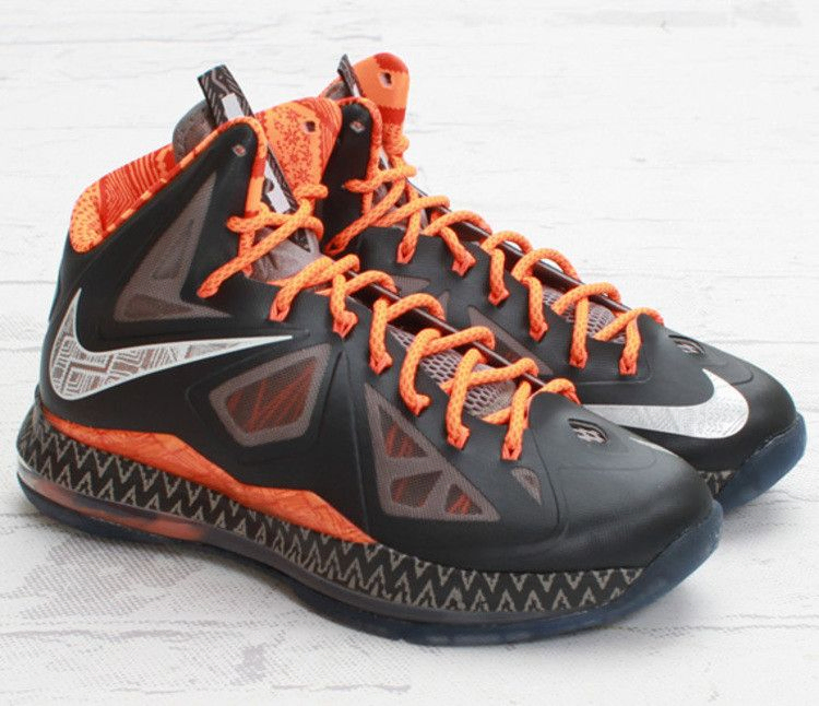Кроссовки Nike LeBron 10 'BHM'