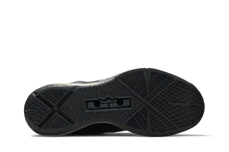 Кроссовки Nike LeBron 10 'Carbon'