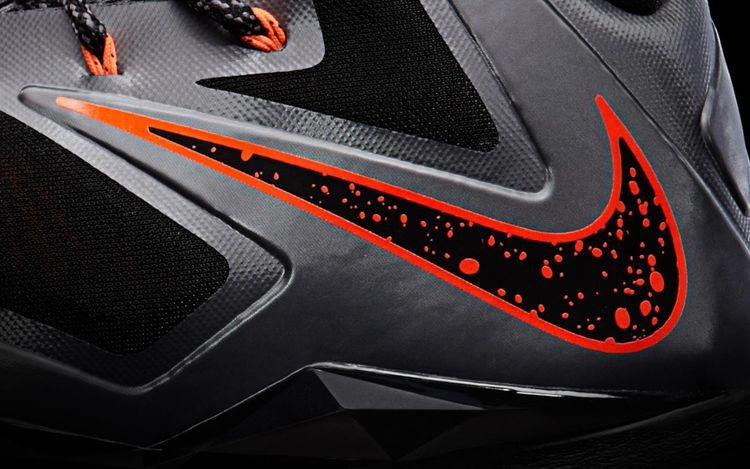 Кроссовки Nike LeBron 10 'Lava'