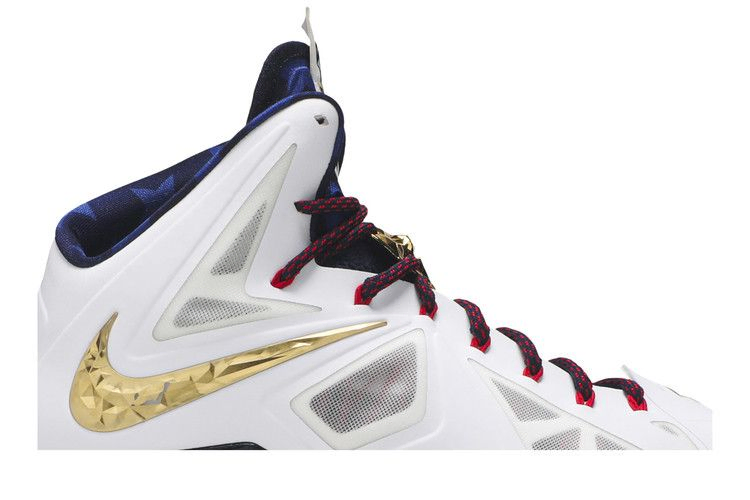Кроссовки Nike LeBron 10+ Sport Pack 'Gold Medal'