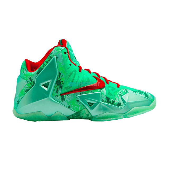 lebron-11-gs-christmas-621712-301
