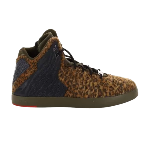 Коричневый