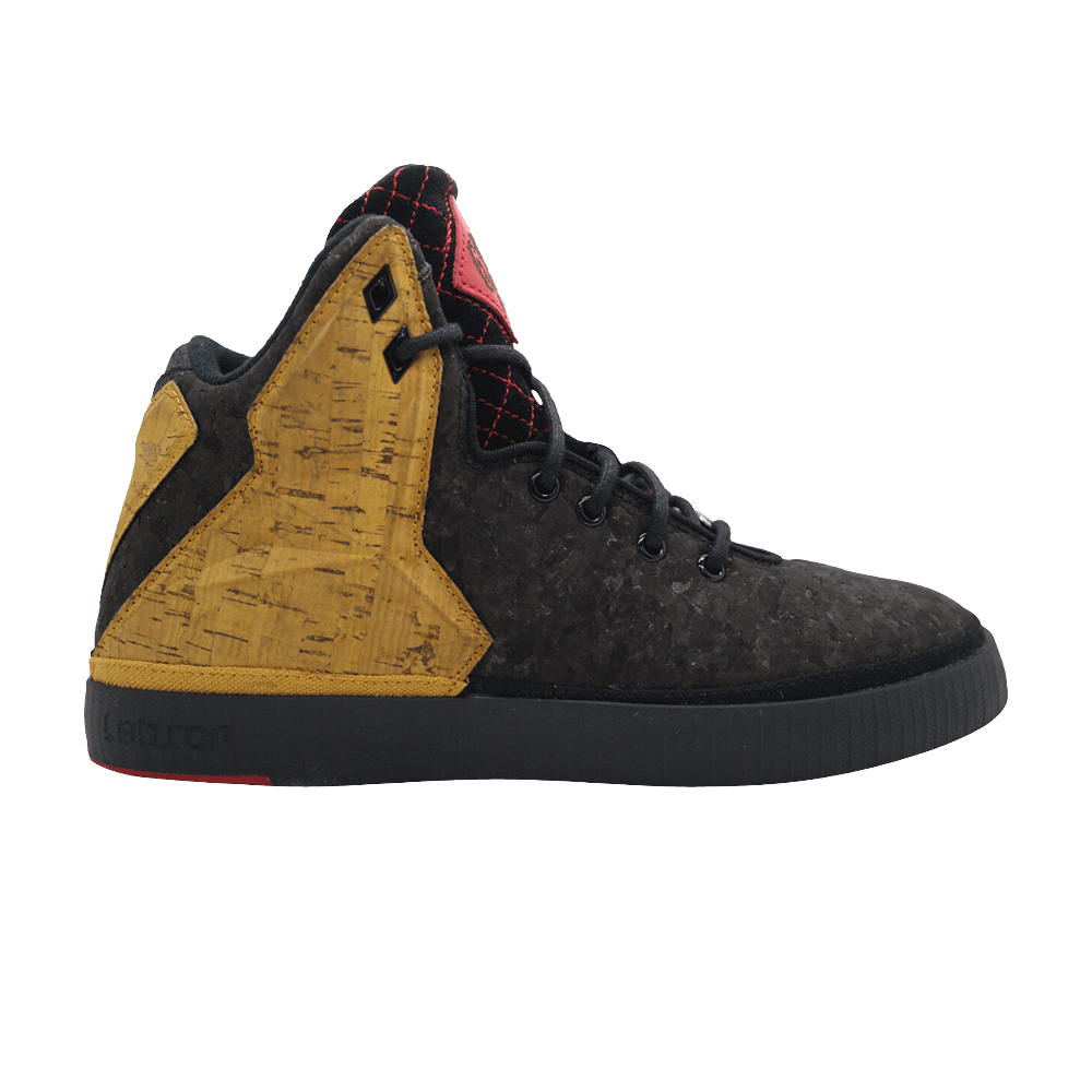 lebron-11-nsw-lifestyle-cork-616766-004