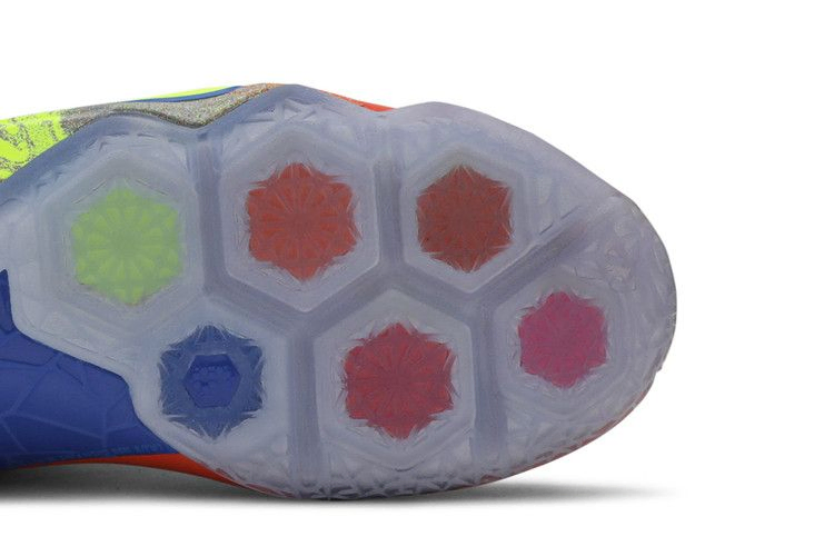 Кроссовки Nike LeBron 12 GS 'Six Meridians'