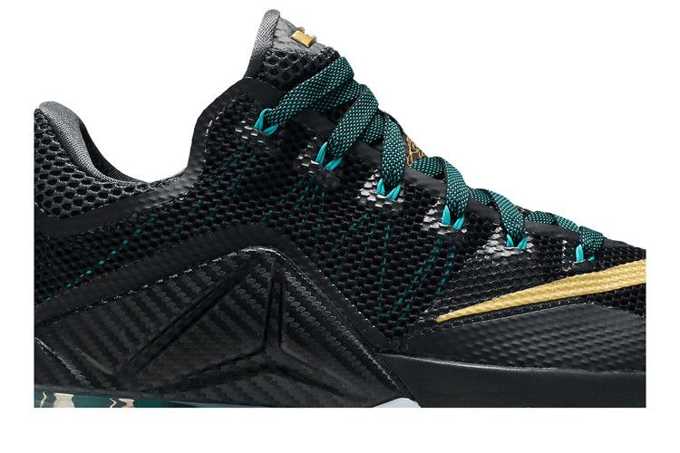 Кроссовки Nike LeBron 12 Low 'Carbon Fiber'