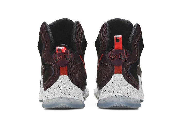 Кроссовки Nike LeBron 13 'Mulberry'