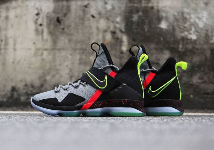 Кроссовки Nike LeBron 14 'Out of Nowhere'