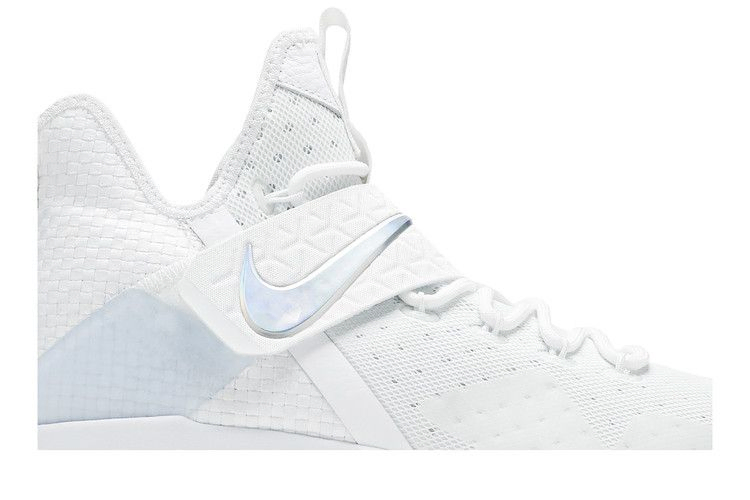 Кроссовки Nike LeBron 14 'Time to Shine'