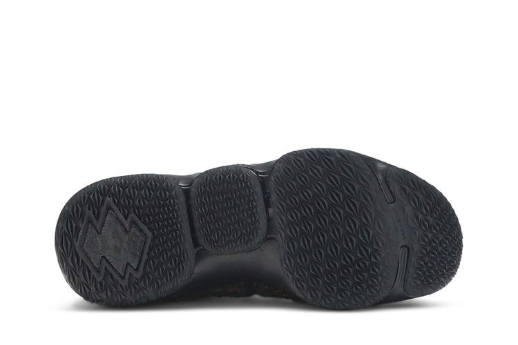 Кроссовки Nike Lebron 15 GS 'BHM"