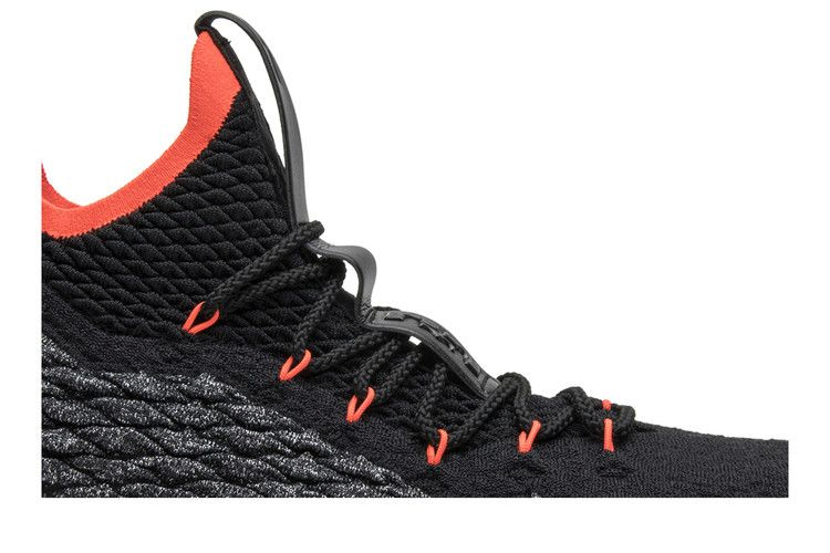 Кроссовки Nike LeBron 15 'Bright Crimson'
