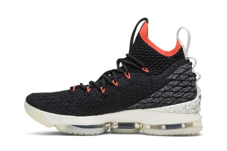 Кроссовки Nike LeBron 15 'Bright Crimson'