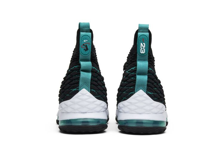 Кроссовки Nike LeBron 15 'Griffey' PE
