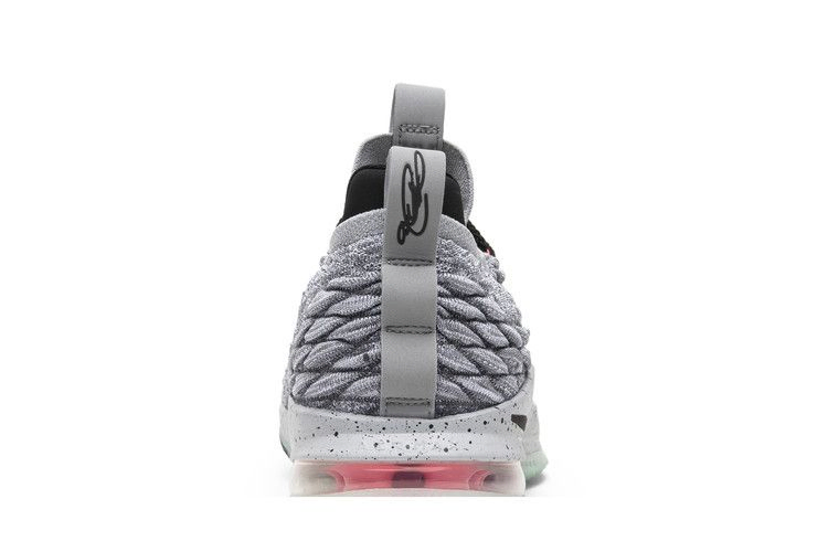 Кроссовки Nike Lebron 15 Low EP 'Melon'