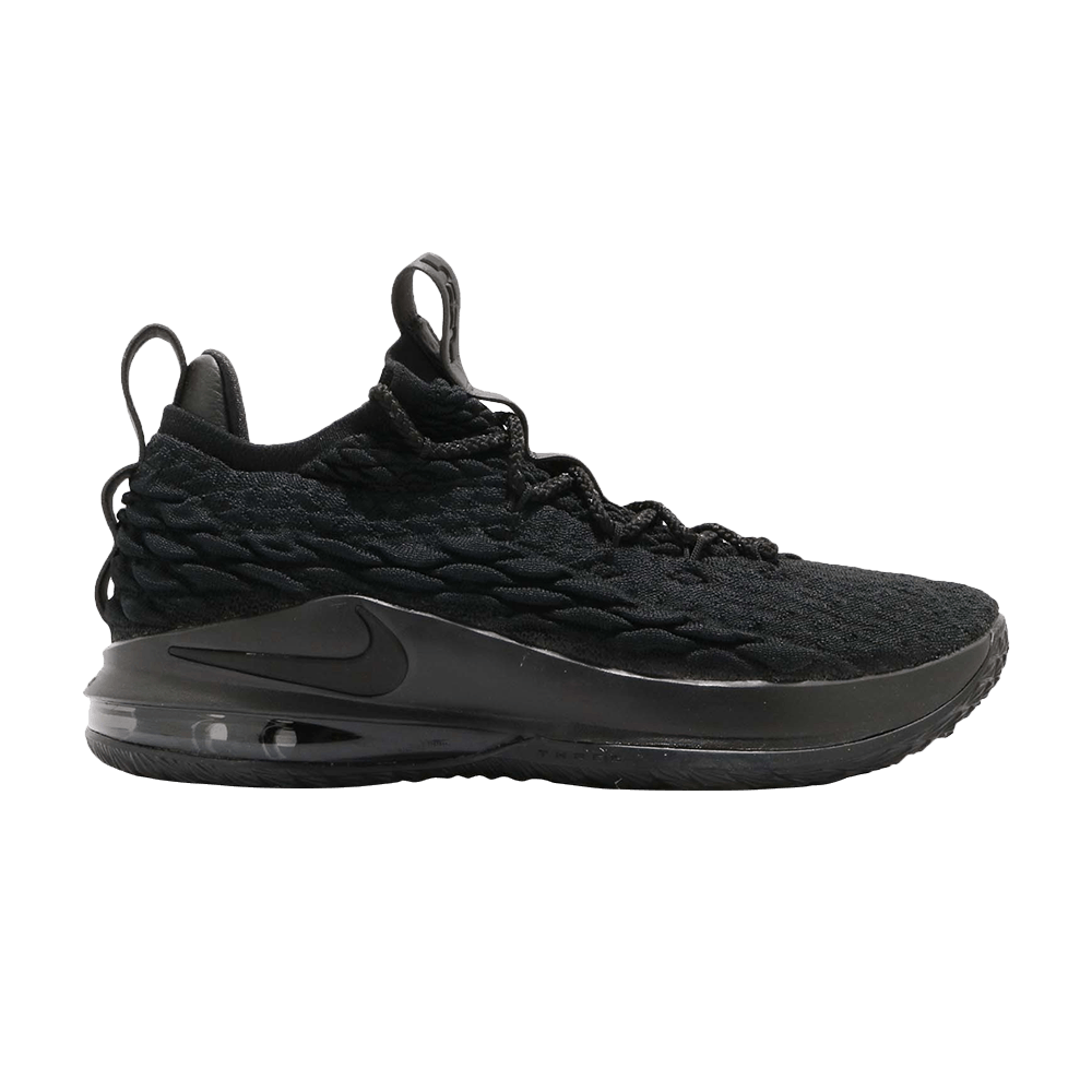 lebron-15-low-ep-triple-black-ao1756-004