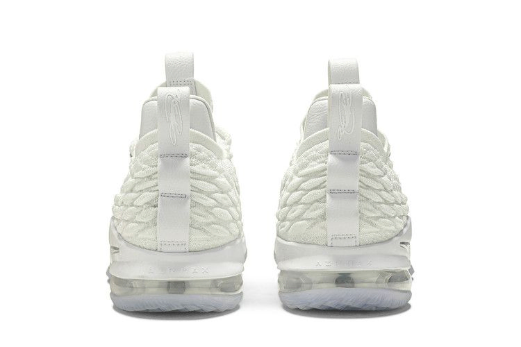 Кроссовки Nike LeBron 15 Low 'White Metallic'