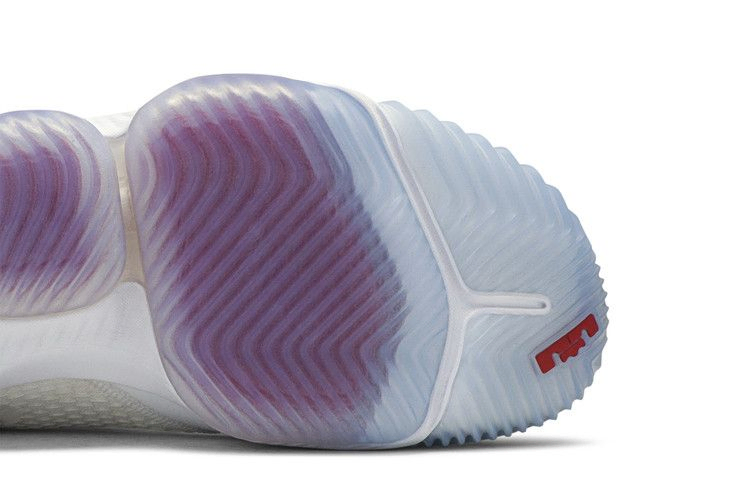 Кроссовки Nike LeBron 16 Low 'Draft Night'