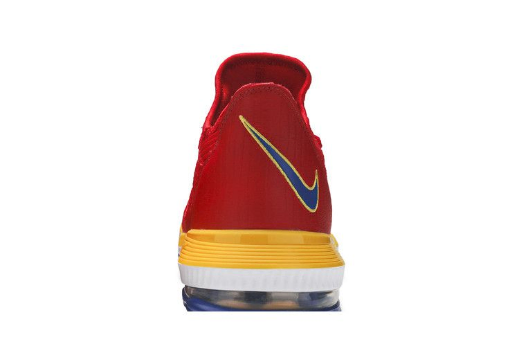 Кроссовки Nike LeBron 16 Low 'SuperBron'