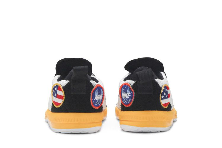 Кроссовки Nike LeBron 16 TD 'Space Travel'