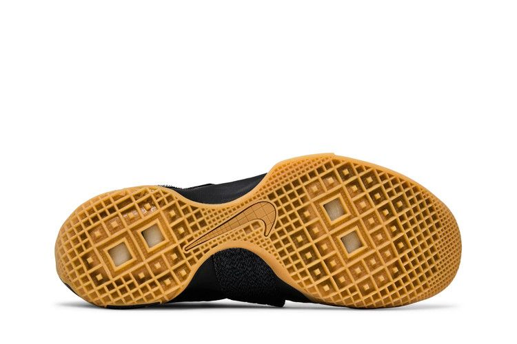 Кроссовки Nike LeBron Soldier 10 SFG 'Black Gum'