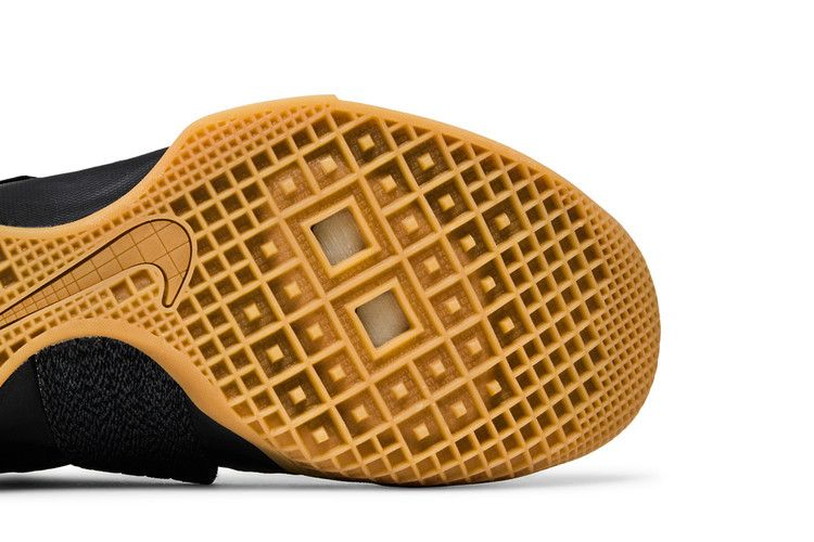 Кроссовки Nike LeBron Soldier 10 SFG 'Black Gum'