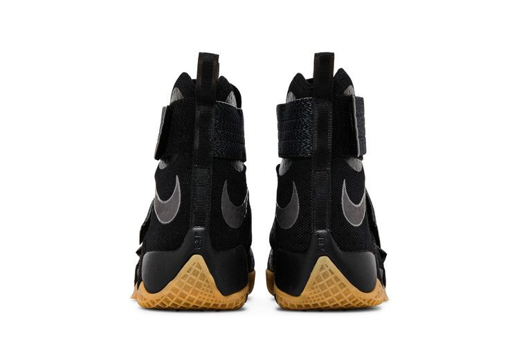 Кроссовки Nike LeBron Soldier 10 SFG 'Black Gum'