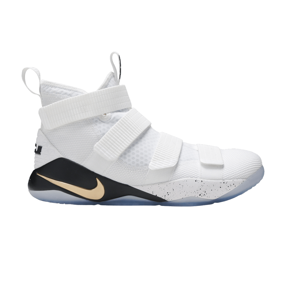 lebron-soldier-11-897644-101