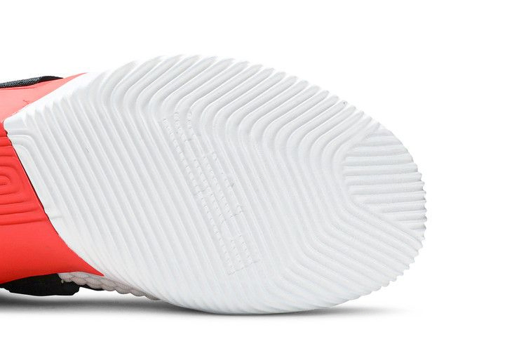 Кроссовки Nike LeBron Soldier 12 'Flash Crimson'