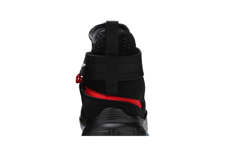 Кроссовки Nike LeBron Soldier 12 FlyEase 'Black Red'