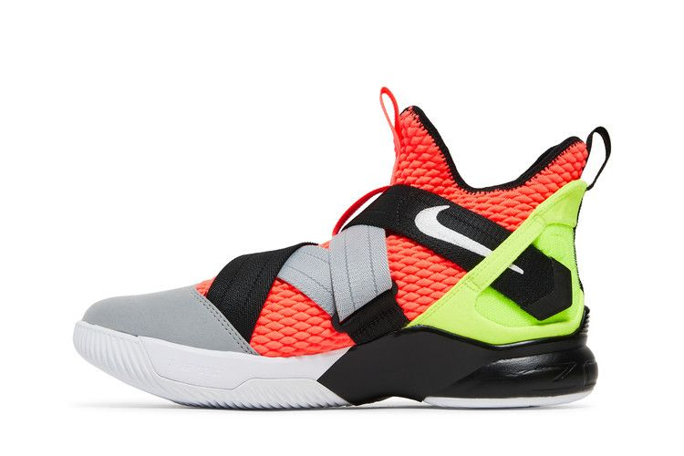 Кроссовки Nike LeBron Soldier 12 'Hot Lava'