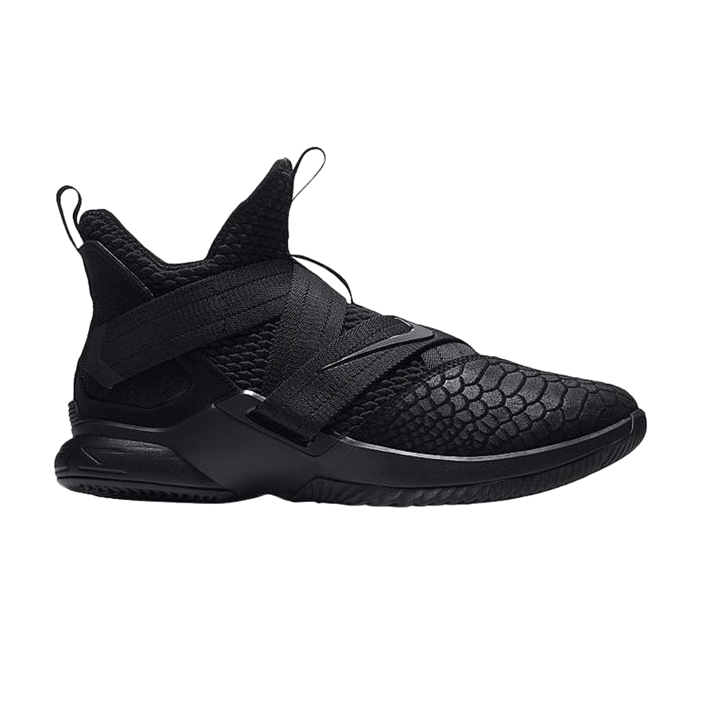 Кроссовки Nike Lebron Soldier 12 SFG GS 'Triple Black'